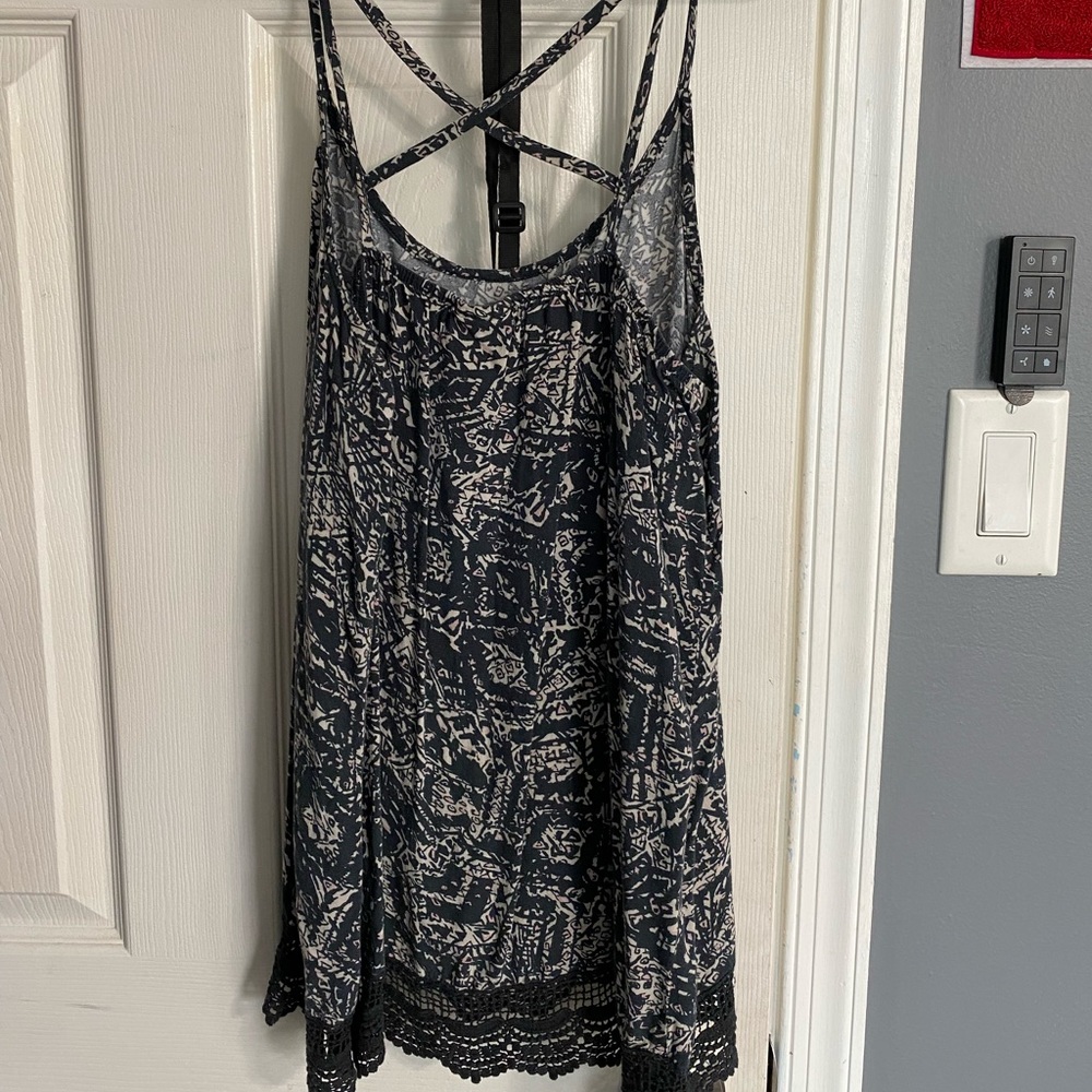 Patterned tank top - Picture 2 of 2